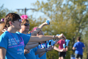 &#24517;&#23041;&#24179;&#21488;&#23448;&#32593;&#39318;&#39029;Labconco water stand at Race for the Cure 2017